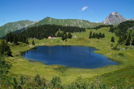 Bregenzerwald-Schroecken-Koerbersee-Gewaesser-Mettewanderung-wg-2024-_85_-Wandertagsziele-webbearb