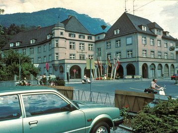 07. Bezirksgericht mit Freiheitsplatz image-5105