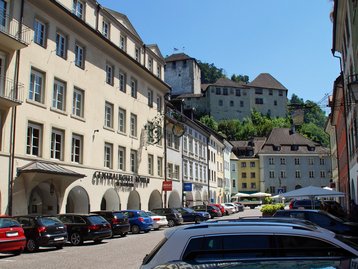 10. Neustadt und Schattenburg image-3287