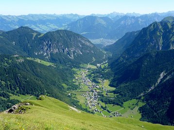 04. Brandnertal - vom Mottakopf gegen Bludenz image-4945
