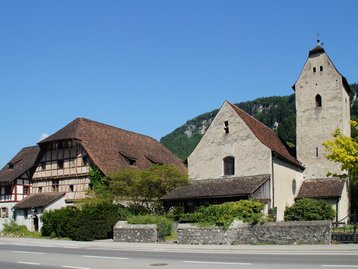 25. Alte Kirche von Levis mit Siechenhaus image-3222