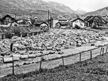 15b. Historische Holzbringung: Trift image-54246