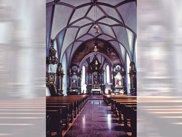 03. Laurentiuskirche (Innenaufnahme) image-5103