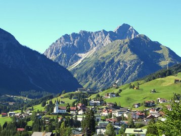 06. Hirschegg taleinwärts image-3063