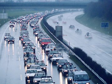 19. Stausituation vor dem Pfändertunnel image-49966