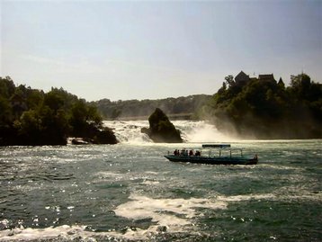 09. Schaffhausen Rheinfall image-2124