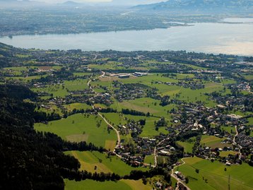 04. Luftbild gegen Süden zum Bodensee image-55130