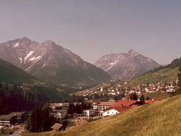 04. Hirschegg gegen Elferkopf und Widderstein image-7065