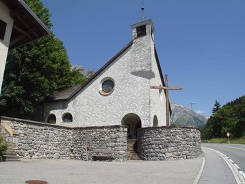 b. Pfarrkirche Langen am Arlberg image-58507
