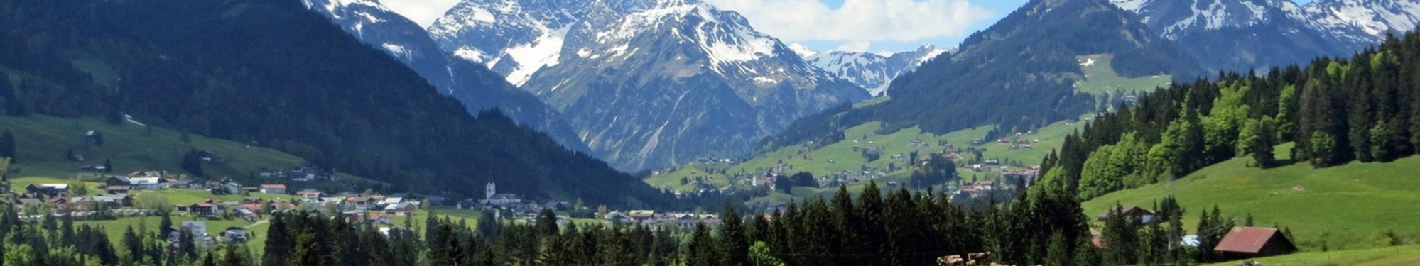 177cf-Kleinwalsertal-Tal--bersicht-1920x360