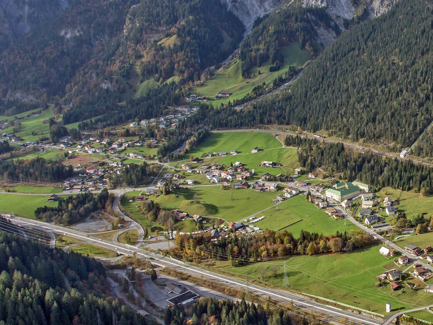 a. Luftbild (Wald am Arlberg) image-58504