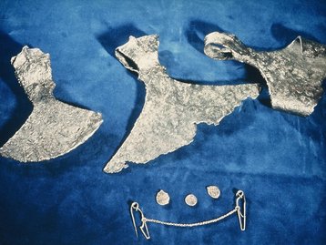 04. Rätische Hellebardenäxte, etc. image-5588