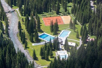 lech_20220630_168-Tennisplaetze-Waldschwimmbad